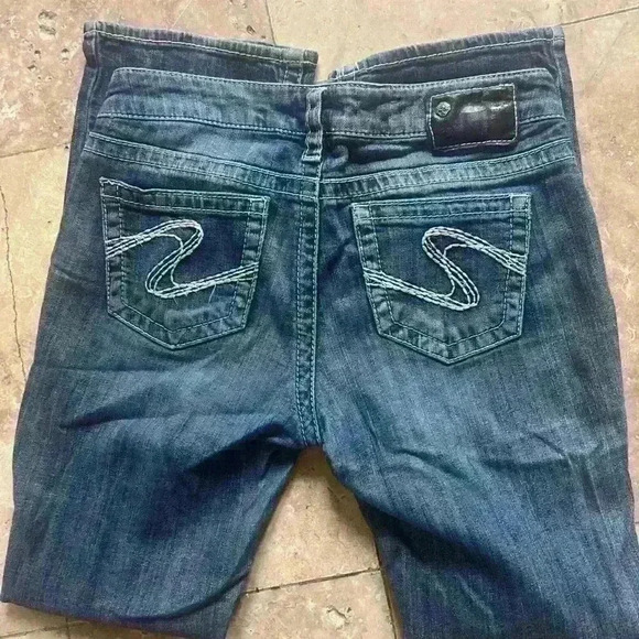 Silver Aiko Bootcut Jeans. Waist 38. Length 31. Used but good condition. - Picture 6 of 12